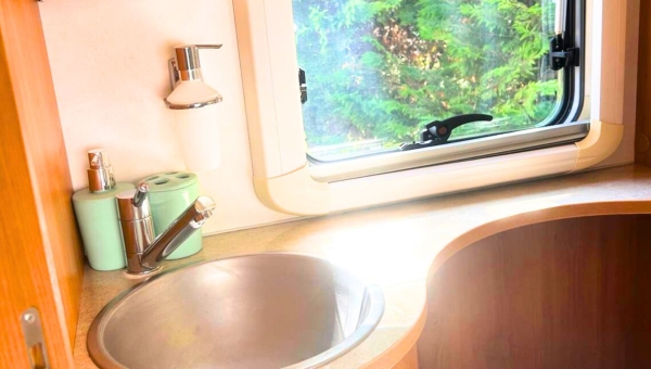 HYMER ERIBA CAR GT 613