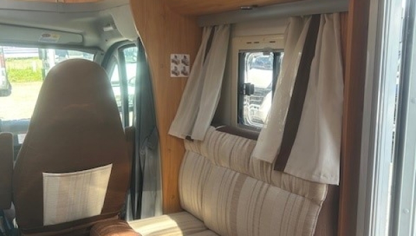 PROFILE ADRIA CORAL 680