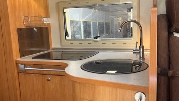 PROFILE ADRIA CORAL 680