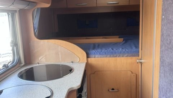 PROFILE COMPACT HYMER VAN 522