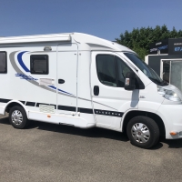 Miniature DETHLEFFS GLOBEBUS T2 Porteur